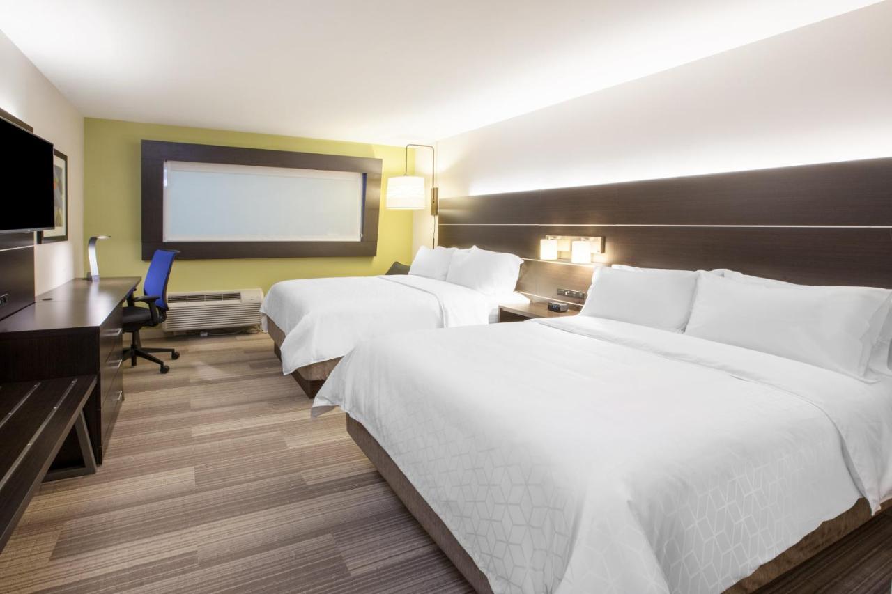 Holiday Inn Express & Suites - Stafford Nw - Sugar Land By Ihg Екстериор снимка