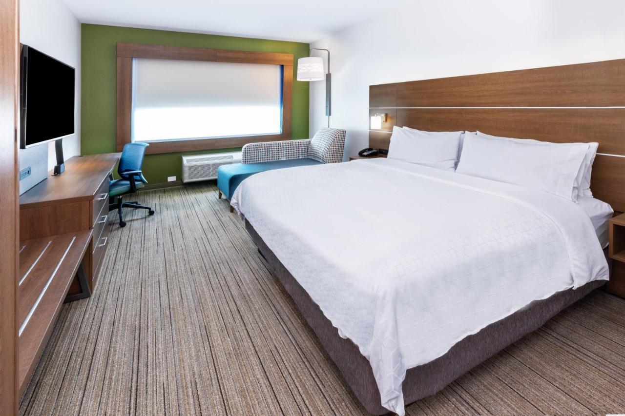 Holiday Inn Express & Suites - Stafford Nw - Sugar Land By Ihg Екстериор снимка