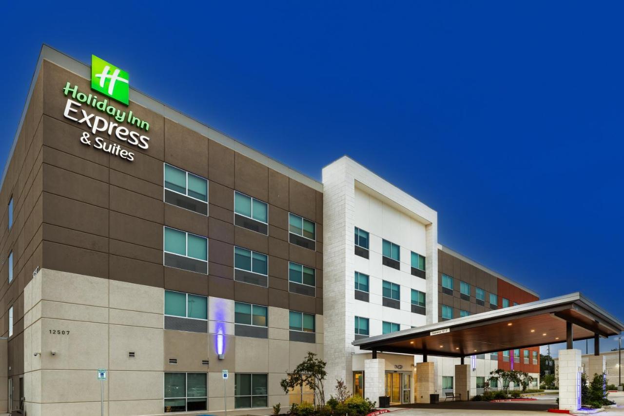 Holiday Inn Express & Suites - Stafford Nw - Sugar Land By Ihg Екстериор снимка