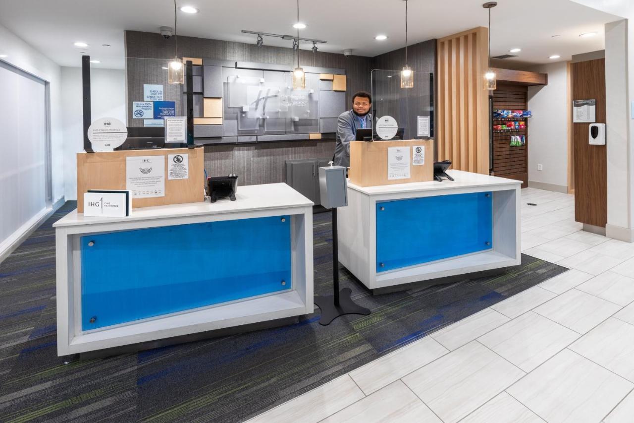 Holiday Inn Express & Suites - Stafford Nw - Sugar Land By Ihg Екстериор снимка